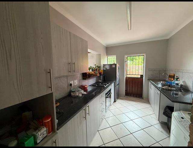 3 BEDROOM HOUSE FOR SALE IN ROOIHUISKRAAL